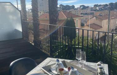 Cinema Room - grande terrasse - clim - Wifi - calme - mer - Foto 1