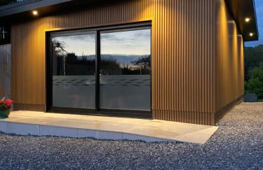 Sea Breeze Lodge - Photo 1