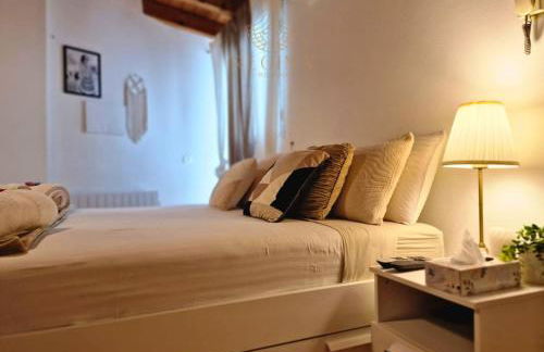 ACasaDiFranci attico con dehor privato, wifi e metro a 4 min da piedi - Foto 13