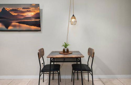 Chic Studio Near Downtown & Theme Parks - Foto 19