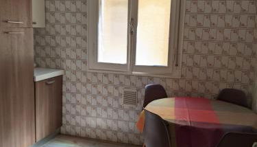 In the center of Modena, Piazza Roma and the Ferrari Museum - Foto 4