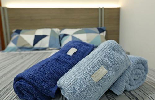 Cobertura Duplex no Campeche Florianópolis, 2 quartos com ar-condicionado, 3 banheiros, WiFi 1Gb, Cozinha completa, Estacionamento, Amplo terraço coberto com churrasqueira - Foto 8