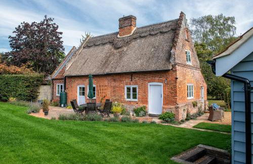 Thatch Cottage - luxury Norfolk Hideaway - Foto 1