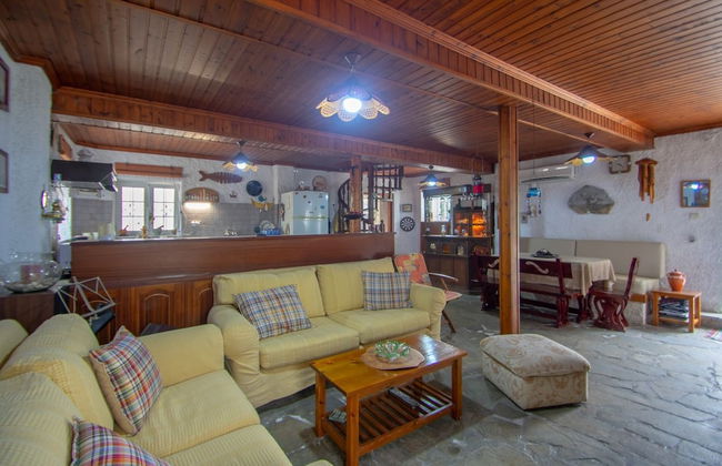 Traditional Village House - Photo 17