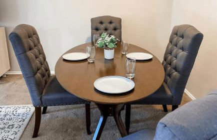 10 Min to Downtown - Pet-friendly, TV with Parking - Foto 11