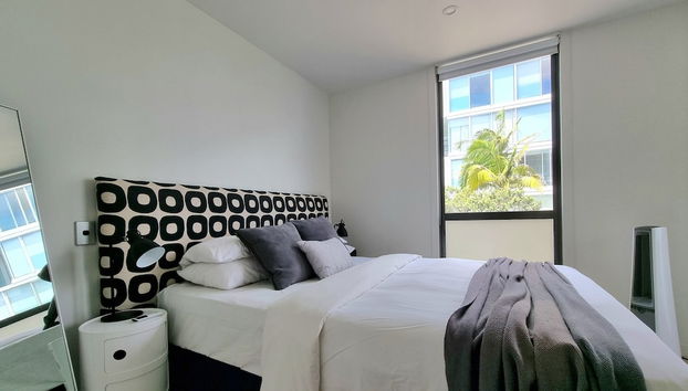 Marina View Apartment in Viaduct - Pool - Foto 5, Habitación