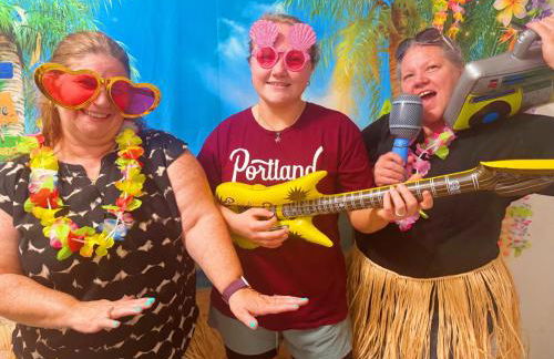 Spacious 4 bedroom 3 bath Clearwater Vacation House Cowboy Pool Fire Pit Games Close to Clearwater Beach Biking Trail Farmers Markets Harbor Health Spa Baycare Ballpark and Ruth Eckerd Hall Golf Courses - Photo 41