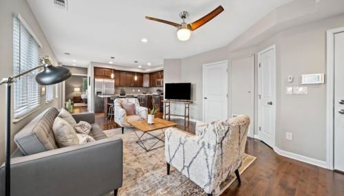 Classy 2BR Condo Near City Centre - OTR, UC, Zoo - Foto 4