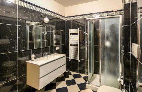 Beautiful Home In Castiglion Fiorentino - Foto 37