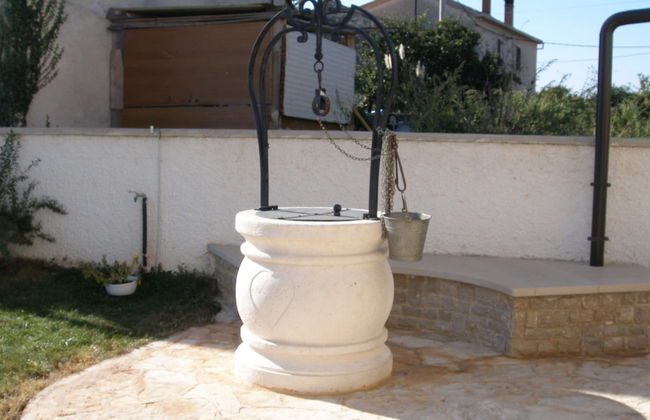 Villa Ana - Peaceful Location - Photo 21