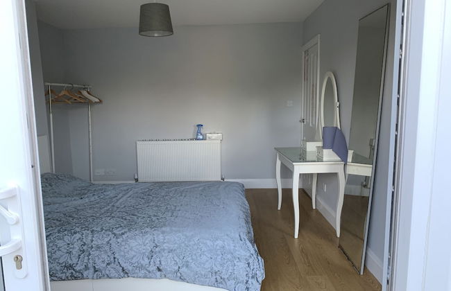 Immaculate 4 Bedroom House, Near Central London - Foto 7