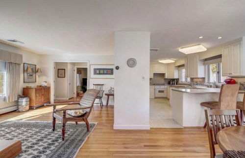 Pet-Friendly Marblehead Home Near Preston Beach! - Foto 6