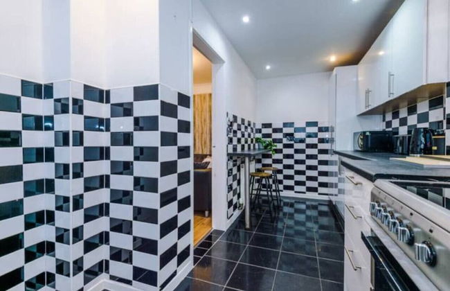 Spacious 4-Bed House Manchester - Foto 16