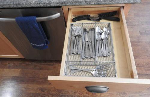 Coastal Charm: SW Oregon home on 2+ quiet acres - Foto 19