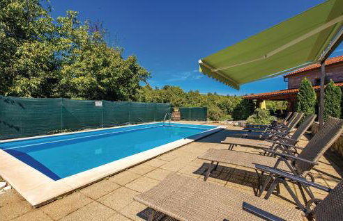 Stunning Home In Jurdani With Wifi - Photo 6