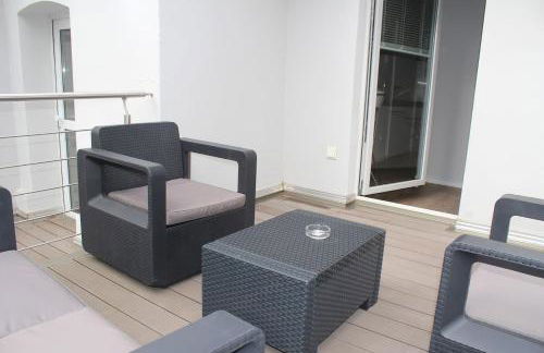 Singapore·CHILLINGHOUSE # 7, 3 Min.vom ICE,NETFLIX - Foto 23