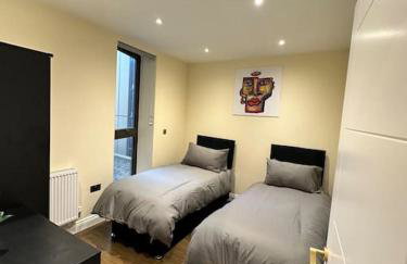 Stylish Riverside Apartment - Foto 18