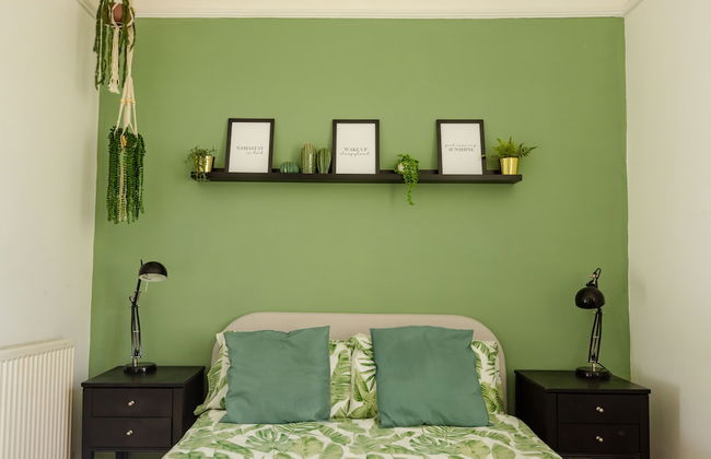 5-bed House With Distant sea Views in Plymouth - Foto 4