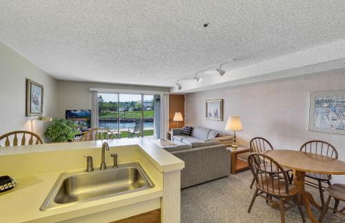 119 Edgewater Inn - Foto 8