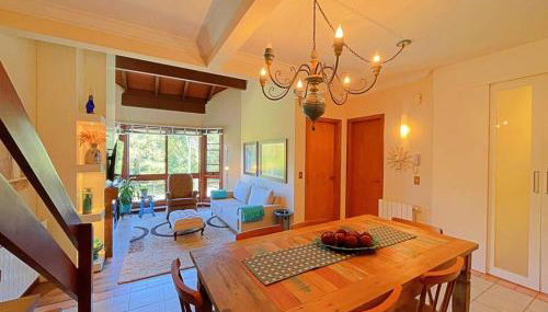 Aconchegante apto 3 dorm. com piscina aquecida - Foto 2