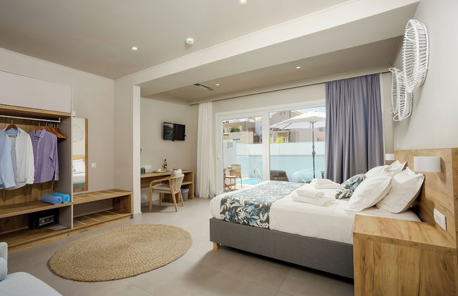 Sarpidon Suites - Photo 15