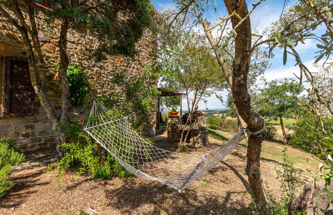 2 bedroom House in Cinigiano with private pool and garden - Photo 9