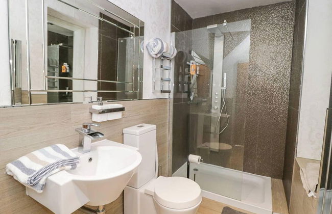 Meagill Farmhouse, hot Tub, bbq hut - Foto 20