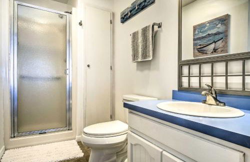 Lakefront Home with Rooftop Deck, Grill, Games! - Photo 22