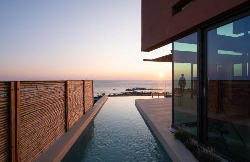 Casa Tarrha- Beachfront Villa with Heated Pool - Foto 60