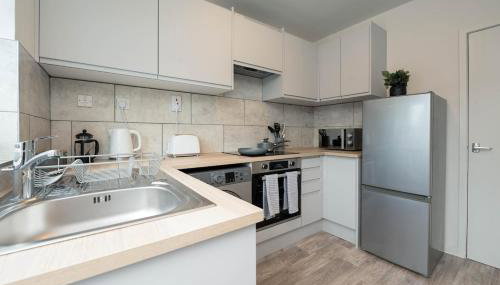 #34 Two bed apt Private Parking Stylish & homely - Foto 3