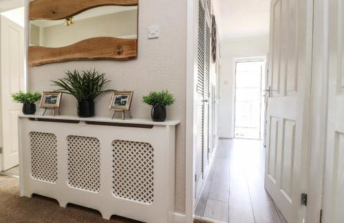 2 Pine Grove - Photo 2