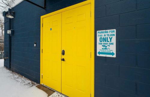 Indigo Cove Modern Studio near Historic Uptown - Foto 7