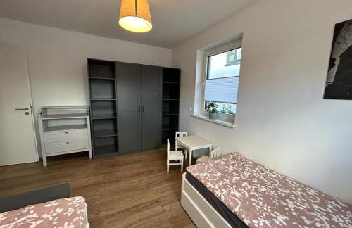 Exklusive Ferienwohnung bei Berlin, bis 5 Gäste, große Terrasse, Garten - Foto 25