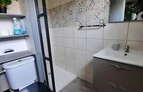 Maisonnette rénovée proche plage avec animaux acceptés et parking - Foto 7