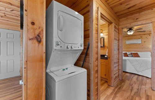 Cabin 5 Mtn View Cabin Near River with Hot Tub and Fire Pit - Foto 22