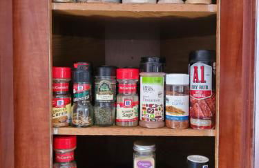 Firepit Games Grill Hot Tub Arcade & King Bed - Photo 22