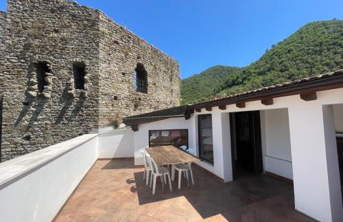 Casa del Castello Sleeps 4 Isolabona Italy - Foto 19