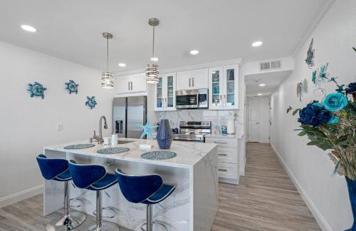 Sunset Paradise - Find yourself in Tampa - Photo 21