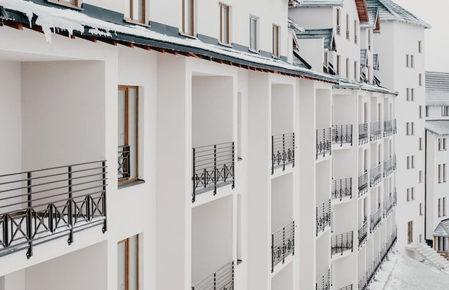 Sky Cabin Apartments - Photo 69