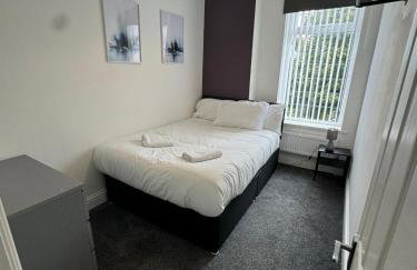 Comfortable 3BR Stay Perfect for 6 Guests - Foto 1