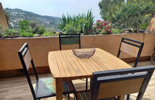 Proche monaco, Appart 4 pers La Turbie, vue mer, piscine, garage - Foto 8