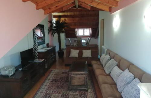 Boleta A 5 minutos de León, casa con jardín - Foto 2