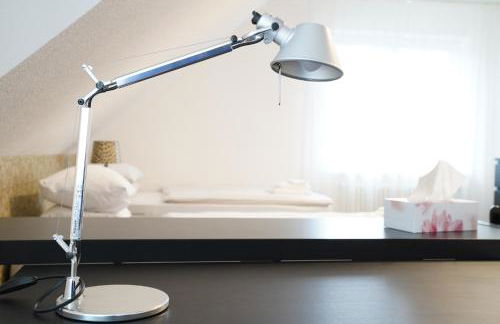 Modernes Stadthaus 100qm Parkplatz Bad&Dusche Küche - Foto 27