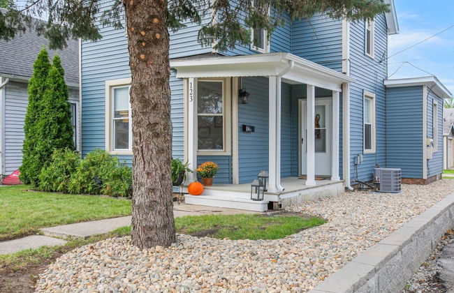 3 Bedroom 2 Bath Home Near Notre Dame 123nd - Foto 21