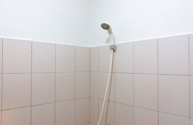 Good Deal And Cozy Stay Studio Room Tifolia Apartment - Photo 11