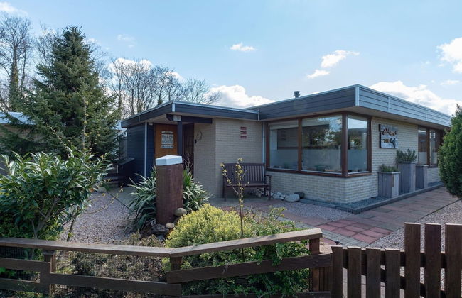 Comfortable Holiday Home in Sint Maartenszee - Foto 1