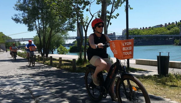 Recorriendo las orillas del río Ródano