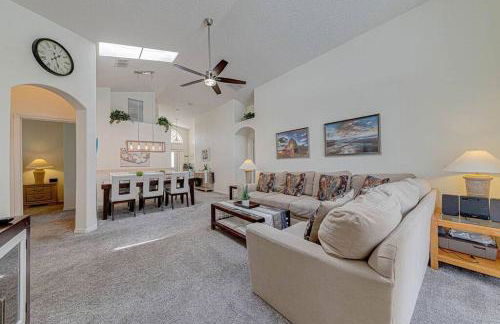 545 -Beautiful 4 Bed Home with Sparkling Pool and Games Room - Foto 2