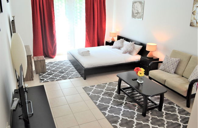 HRI - Studio - Foto 1