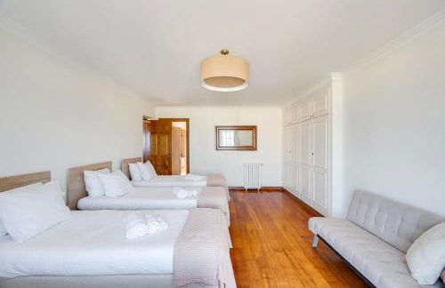 Ericeira Vila Martinho - Piscina e Vista Mar, by Hopstays - Foto 13